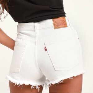 Levi's 501 SZ 27  high-rise black denim cut-off shorts frayed hem button fly